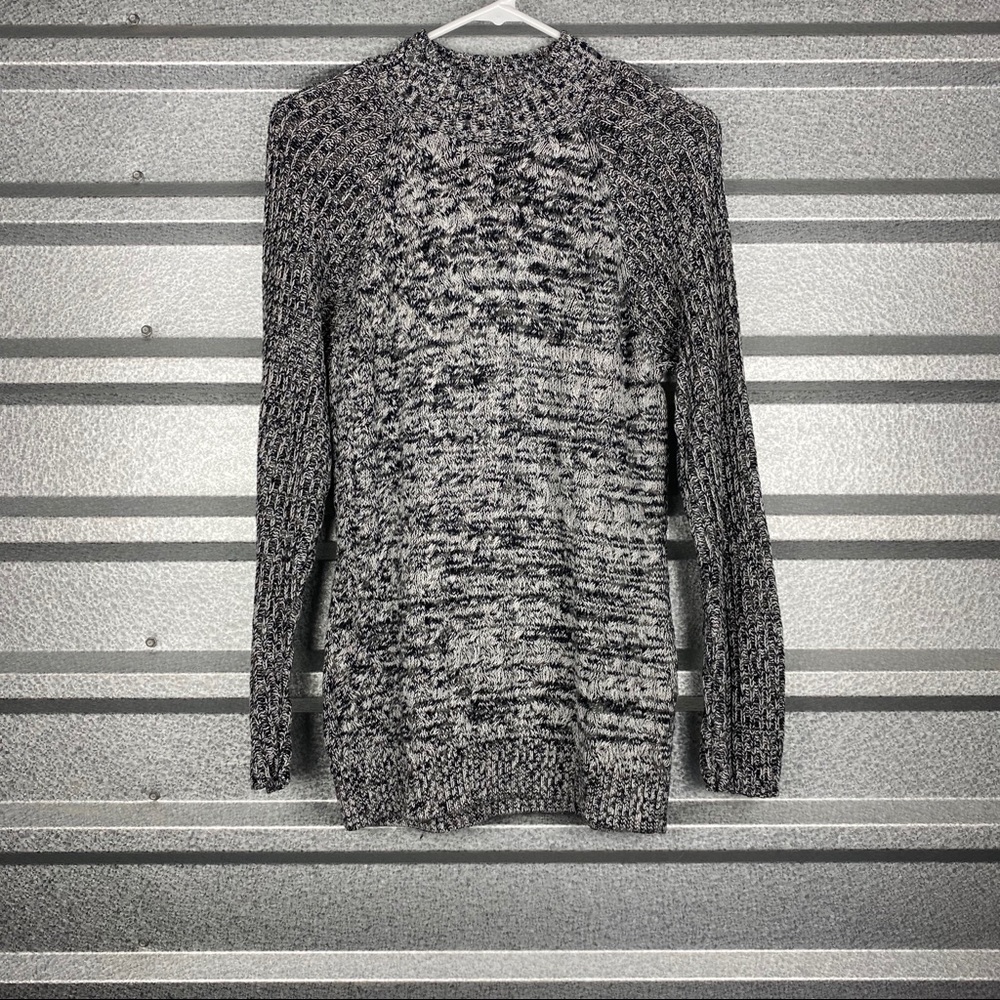 Women’s Croft and Barrow Long Heather Sweater
